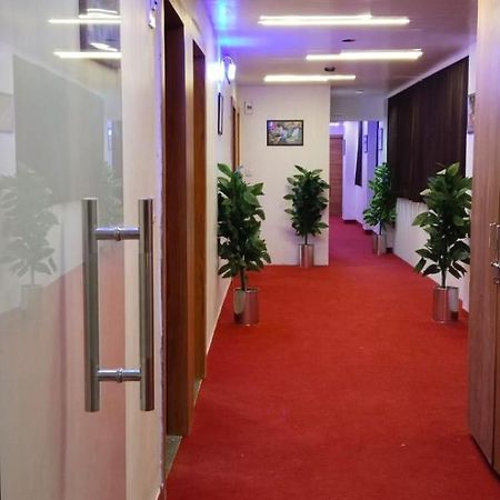 Hotel Royal Relax Gandhinagar Luaran gambar